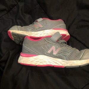 Little girls new balance tennis shoes